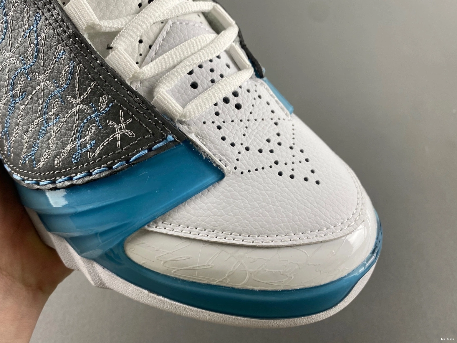 Premier Air 318474-151 23  Jordan 'Titanium'  0110